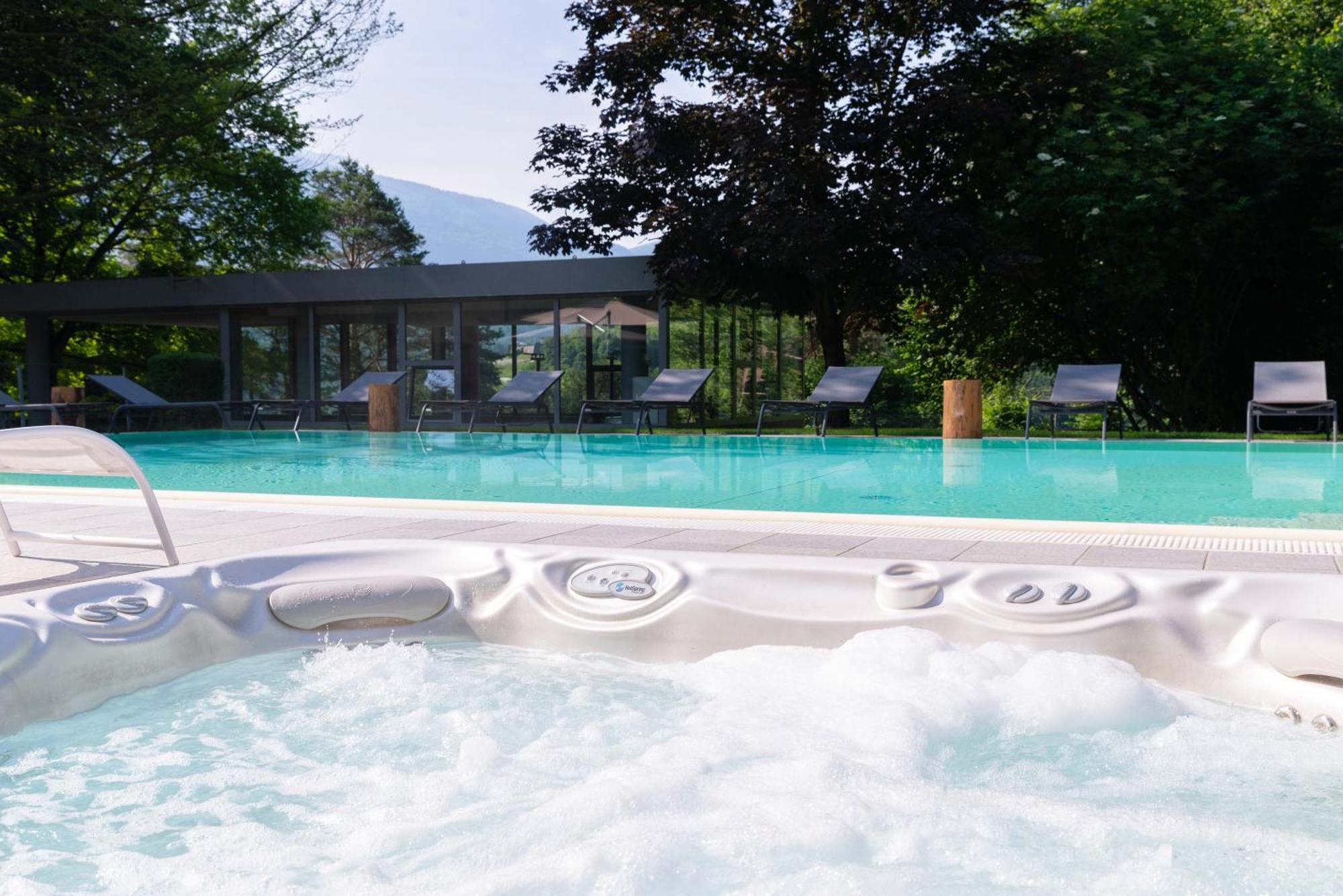 Vital Hotel Flora Comano Terme Dış mekan fotoğraf